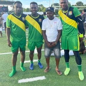 Meet your Posher, Tomas